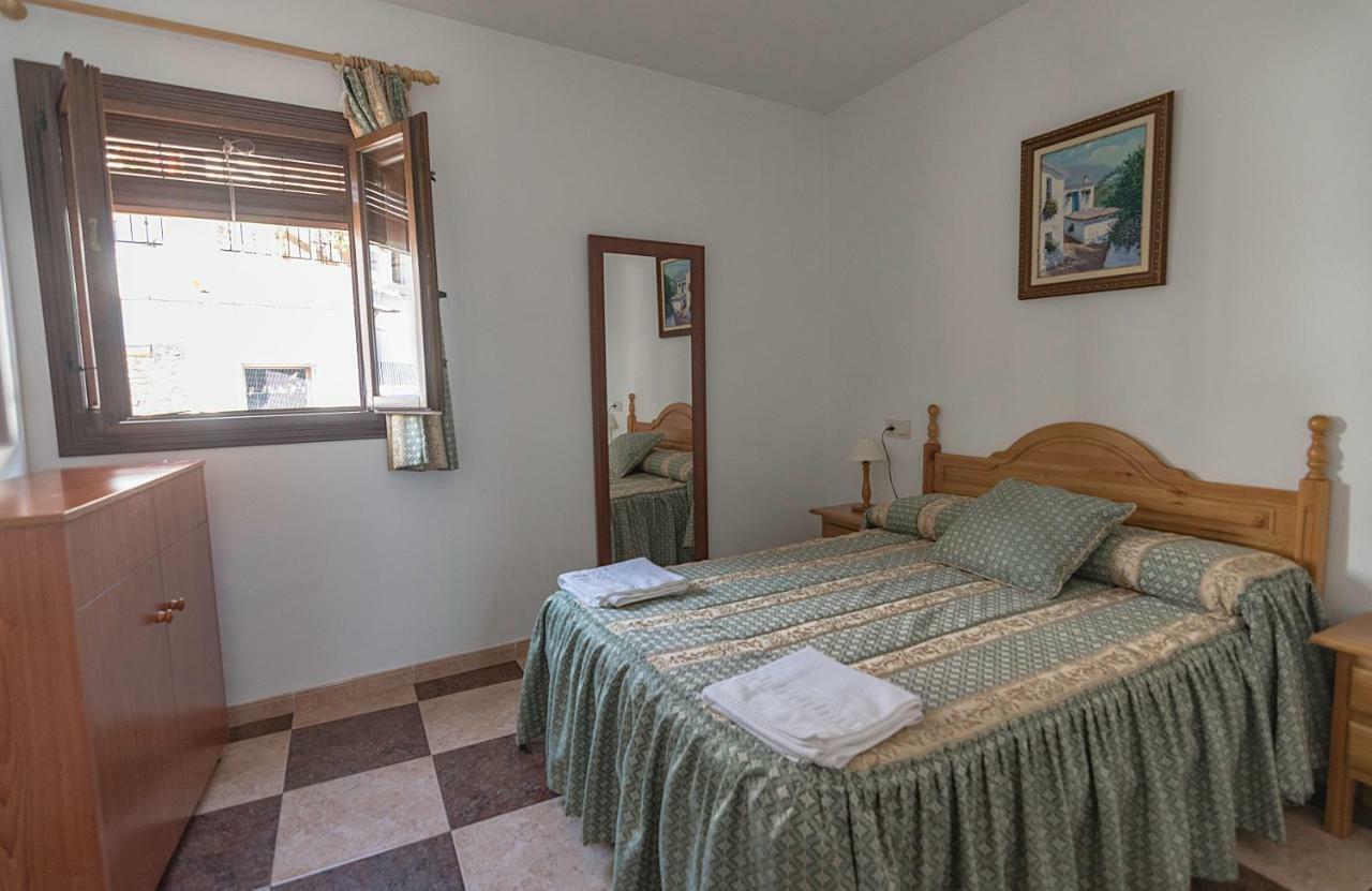 Apartamentos Rurales Las Chimeneas Capileira Zewnętrze zdjęcie